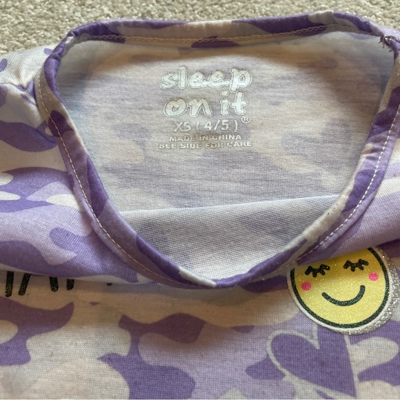 Sleep On It Be Happy Purple Camo Top And Bow Shorts Pajama Set. Size XS (4/5) - Picture 4 of 8